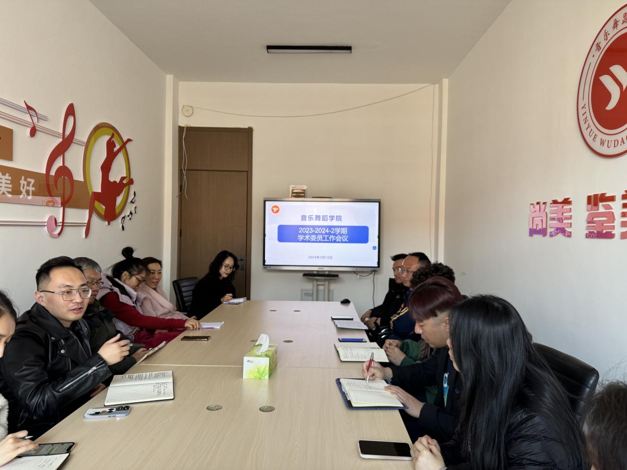 03b57c81b5f3d90a4cb746a7ad68f78